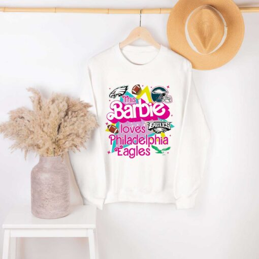This Barbie Loves Philadelphia Unisex T-Shirt, Sweatshirt, Hoodie Shirt