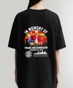 In memory of Franz Beckenbauer Munchen FC Vintage shirt sweatshirt hoodie