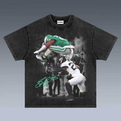 SAQUON BARKLEY ACTION SHIRT | VINTAGE TEE FOR FOOTBALL FANS | GRAPHIC T-SHIRT & HOODIE