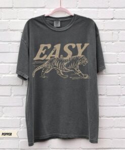 Trendy Easy Tiger Vintage Tee - Retro Festival Oversized T-Shirt
