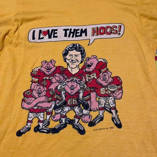 1983 Was Redskins I Love Them Hogs NCAA Sweatshirt T-shirt - Ideal Gift for NFL Fans - Image 2