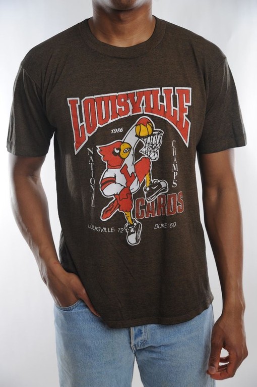 1986 Louisville Cardinals Football Hoodie Sweatshirt, Perfect for Cardinals Sports Fans and University Students - Image 2