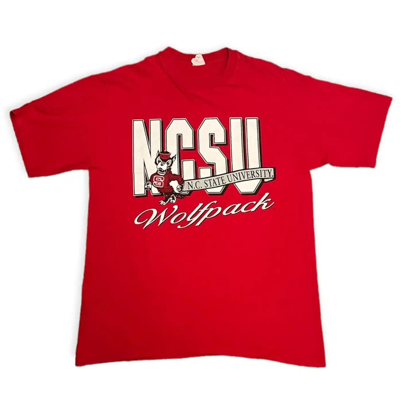 1990s North Carolina State University Wolfpack T-Shirt Sweatshirt American Football Lover Gifts
