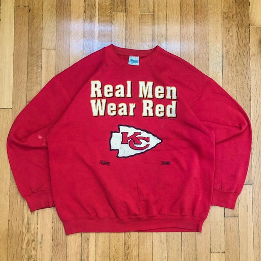 1991 Boxy Real Men Wear Red Kansas City Chiefs Sweatshirt T-Shirt, NFL Football Teams Gifts For Fans
