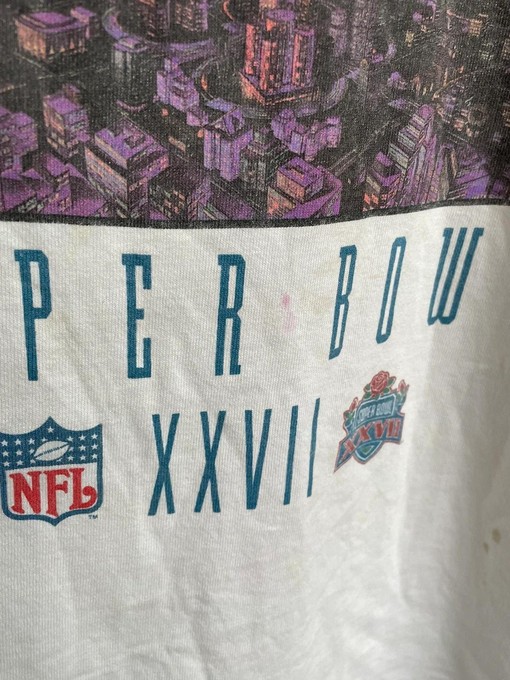 1993 Super Bowl Vintage Style NFL Sweatshirt T-shirt for Football Fans - Image 3