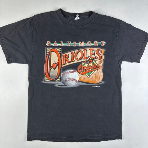 1995 Baltimore Orioles T-Shirt - MLB Baseball with Vintage NCAA Shirts
