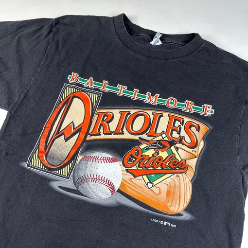 1995 Baltimore Orioles T-Shirt - MLB Baseball with Vintage NCAA Shirts - Image 2