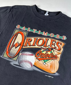 1995 Baltimore Orioles T-Shirt with Mens Sport Shirts
