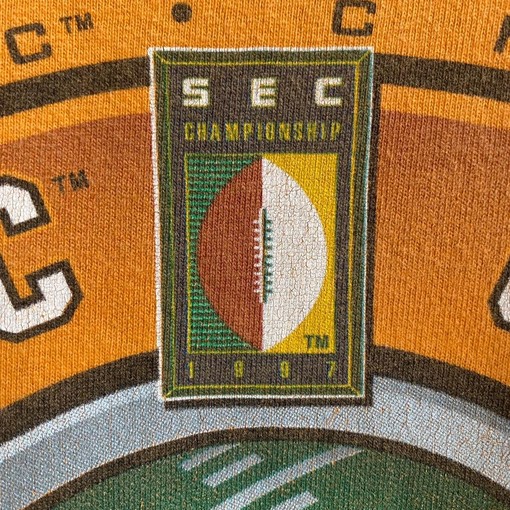 1997's Tennessee SEC Champions Pro Player Vintage Style Sweatshirt T-shirt, NCAA Football Teams Gifts for Fans - Image 3