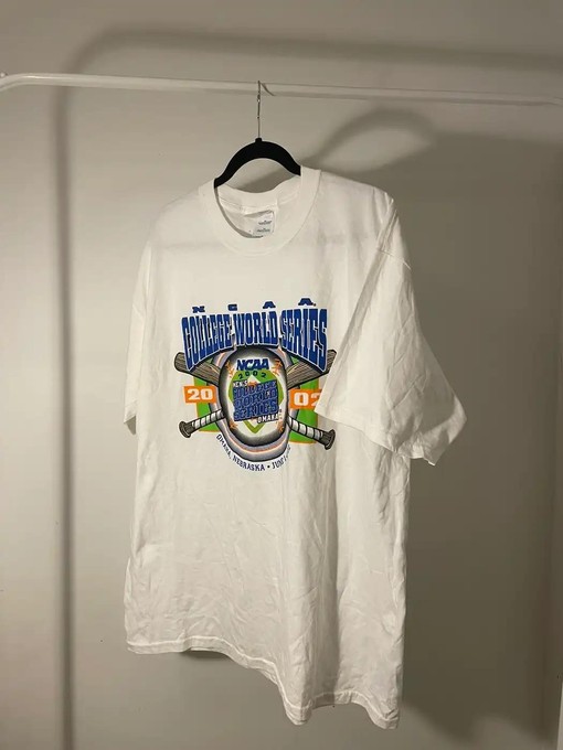 2002 NCAA College World Series T-Shirt Sweatshirt for Sports Fans - Image 2