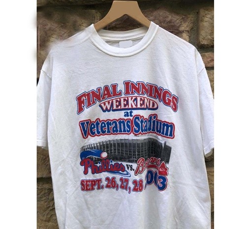 2004 Veterans Stadium Final Weekend Philadelphia Phillies vs. Atlanta Braves MLB Shirt - A Must-Have for Fans