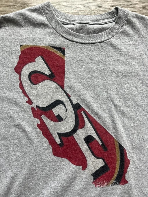 49ers Vintage Style Sweatshirt T-shirt, NFL Football Teams Gifts For Fans - Image 2
