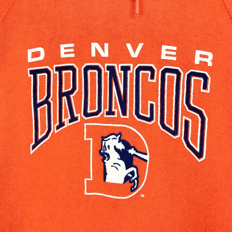 80s NFL Denver Broncos Ladies Pullover Hoodie Sweater Pullover for Fans - Image 2