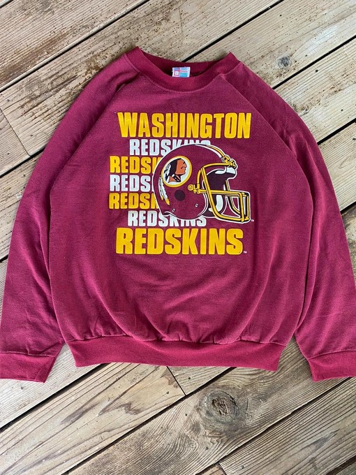 80s Washington Redskins Sweatshirt T-Shirt Ideal Gift for NFL Fans, featuring NCAA shirts