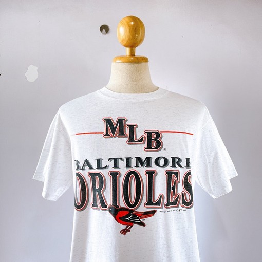 90S Baltimore Orioles MLB Baseball T-Shirt - Vintage Retro Tee with NCAA Shirts for Men - Image 2