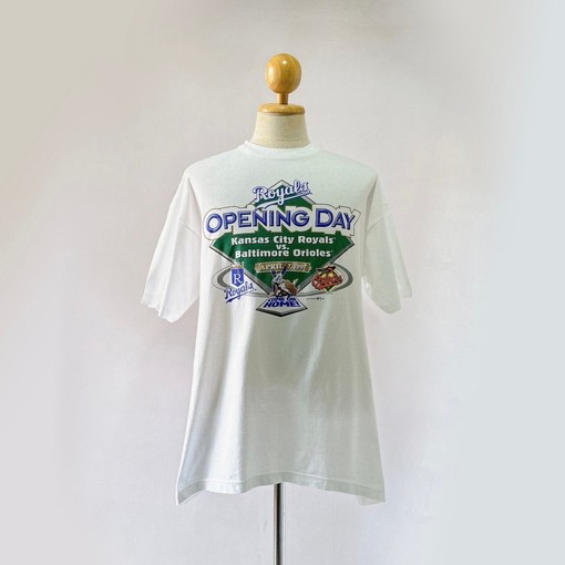 90S Kansas City Royals Vs. Baltimore Orioles MLB Tee for Sports Fans