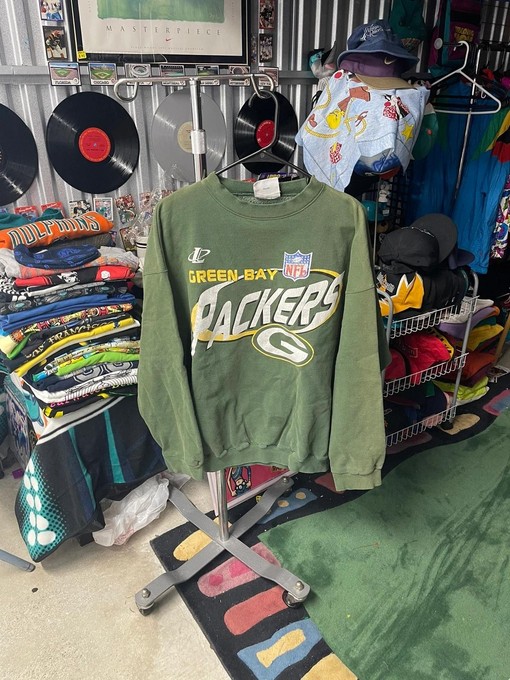 90s Green Bay Packers Logo Athletic Sweatshirt T-shirt -Vintage Style Retro NFL Shirts, Perfect Gift for Football Fans