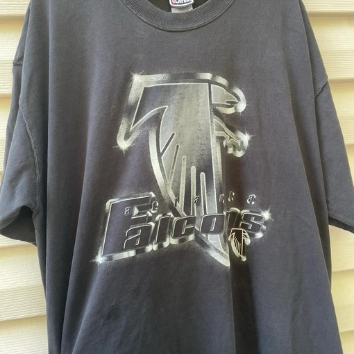 90s Pro Player Atl Falcons Sweatshirt T-shirt - Vintage Style NFL Shirt, A Must Have For Football Fans - Image 2