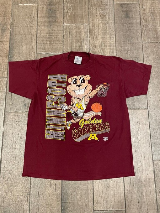 90s Vintage Minnesota Gophers Cartoon Basketball Team Shirt for NCAA Football Fan Shirts