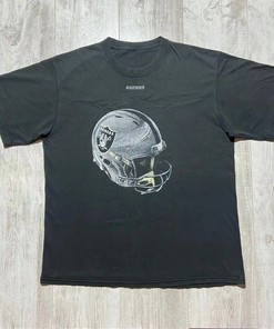90s Vintage Style Oakland Las Vegas Raiders NFL Sweatshirt T-shirt - Ideal Gift for Retro NCAA Shirts & NFL Fans