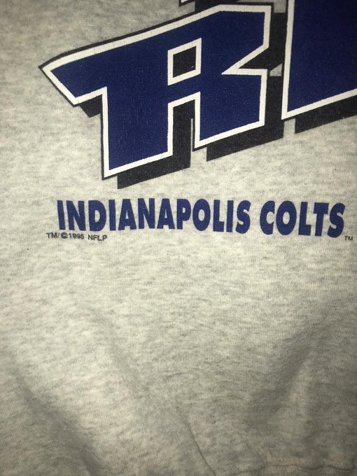 95 Indianapolis Colts Logo Athletic Sweatshirt T-shirt - Vintage Style NFL Shirt, Perfect Gift for NFL Fans - Image 2
