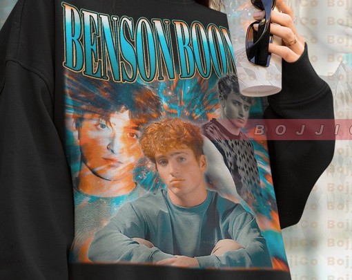 Benson Boone Retro Sweatshirt, American Idol Homage Tee, Minimalist Movie Shirts for Women - Image 4