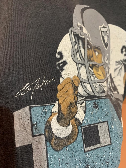 Bo Jackson Vintage Style NFL Sweatshirt T-shirt - Ideal Gift for Fans - NCAA Shirts - Image 4