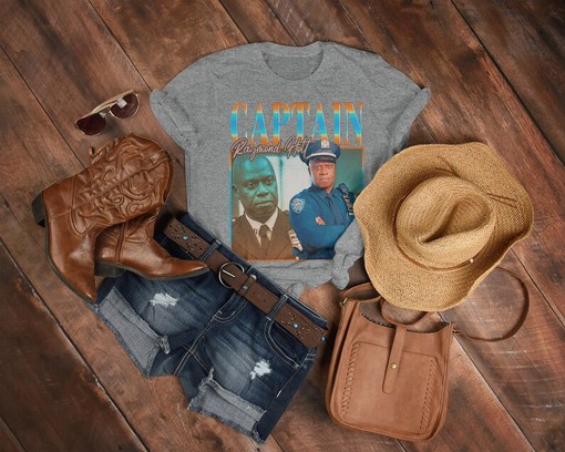 Captain Holt Hot Damn Shirt, the Perfect Brooklyyn 99 Gift - Image 3