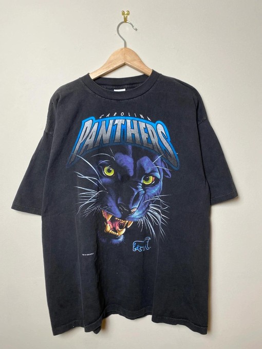 Carolina Panthers Big Face 90s Vintage Style Sweatshirt T-shirt - Ideal Gift for Football Fans
