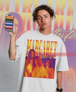 Carrie Novel Sweater - Vintage Movie Shirts for Women - Horror Fans Gifts