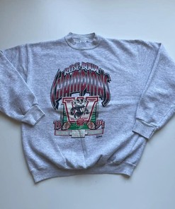Celebrate Wisconsin Badgers Rose Bowl Champions with Vintage 90s NCAA Sweatshirts, Hoodies, and T-Shirts