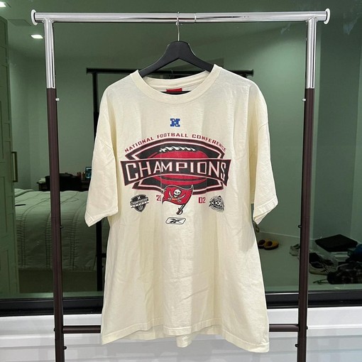 Celebrate the 2002 Tampa Bay Buccaneers NFC Champs with Awesome Vintage Style Hoodie Sweatshirt