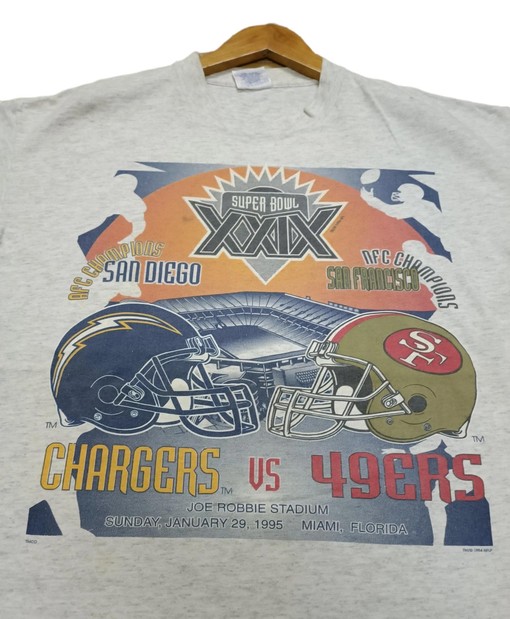 Chargers Vs 49ers 90s Vintage Style Sweatshirt T-shirt, Perfect Gift for NFL Football Fans - Image 2