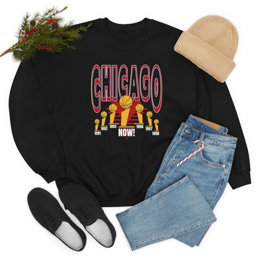 Chicago Basketball Sweatshirt, Vintage Chicago Basketball Gameday Sweater, Unisex Pullover, NCAA Shirts - Image 2