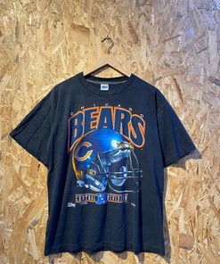 Chicago Bears NFL Team Vintage Style Sweatshirt T-shirt, Perfect Gift for Football Fans