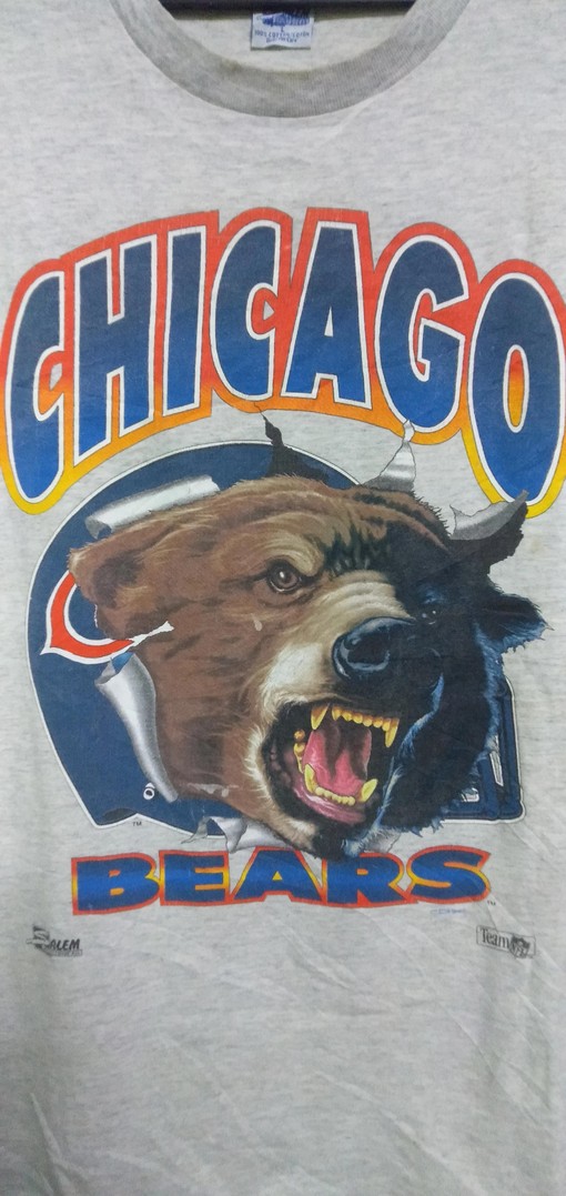 Chicago Bears Vintage Style Sweatshirt T-shirt - Ideal Gift for NFL Fans - Image 2