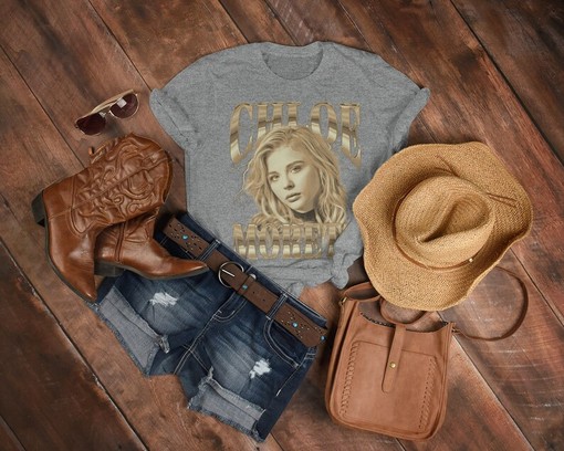 Chloe Moretz Actress Shirt - Retro 90s Tee for Women - Image 3