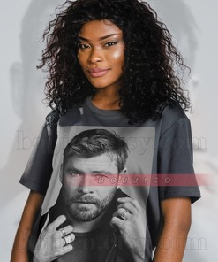 Chris Hemsworth Vintage Movie Shirt, Fan Tees for Hemsworth Lovers, Retro 90s Sweater, Chris Hemsworth Gift on Birthday