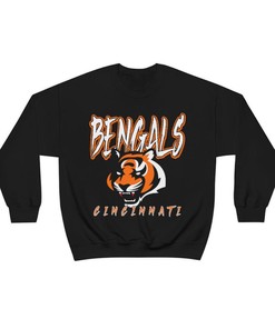 Cincinnati Bengals HALLOWEEN Retro NFL American Football Lover Sweatshirt Hoodie - Spooky Edition!