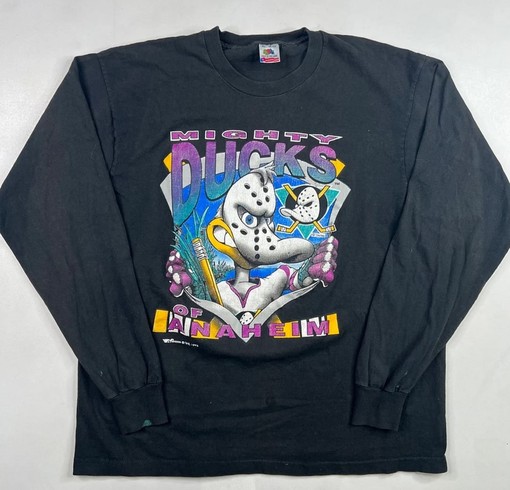 Classic 90s Anaheim Mighty Ducks Crewneck Sweatshirt - Cozy Hoodie T-Shirt for Fans