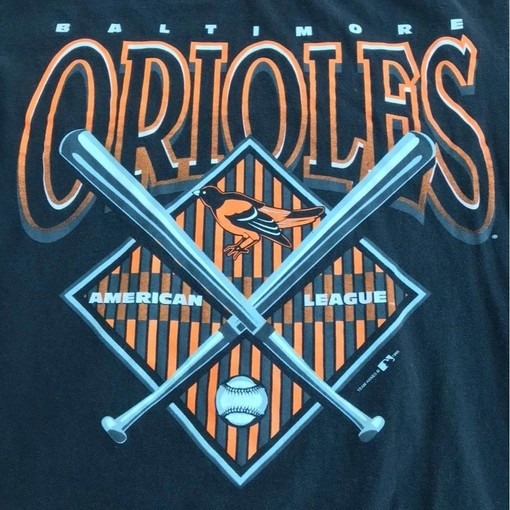 Classic Baseball Clothing: Vintage 1996 Black and Orange Baltimore Orioles T-Shirt with Team Logo - Image 2