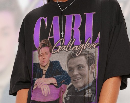 Classic Carl Gallagher Tee, Vintage Retro Shirt, Ethan Cutkosky Fiona Ian Frank Lip Liam Gallagher T-Shirt - Image 2