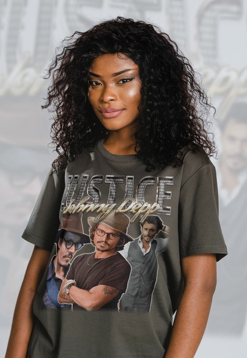 Classic Justice for Johnny Depp T-shirt with Mega Pint Pirate Image