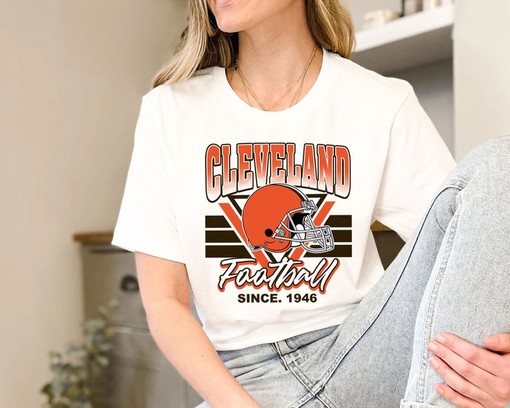 Cleveland Football Team Sweatshirt, Vintage NFL Shirt for Cleveland Fans, College Shirts - Image 3