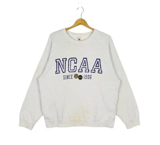 College Shirts - Vintage NCAA College Apparel T-Shirt Sweatshirt Hoodie Gift for Students and Fans