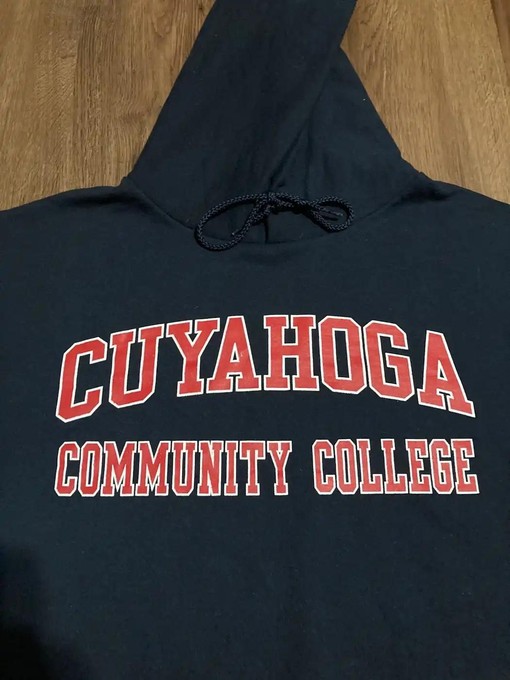 Cuyahoga (Ohio) Community College: Stylish American Football Apparel for Ncaa Sports Fans - Image 2