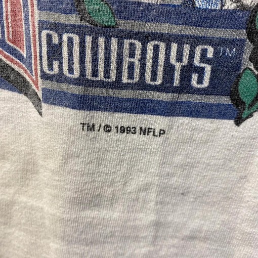 Dallas Cowboys 1993 NFL Super Bowl Champs Vintage Style Sweatshirt T-shirt - Ideal Gift for Fans - College Shirts - Image 3