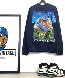 Dallas Cowboys NFL Vintage Style Sweatshirt T-shirt - Ideal Gift for NFL Fans