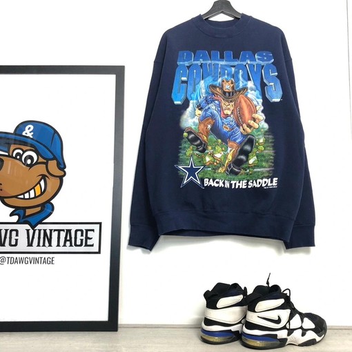 Dallas Cowboys NFL Vintage Style Sweatshirt T-shirt - Ideal Gift for NFL Fans