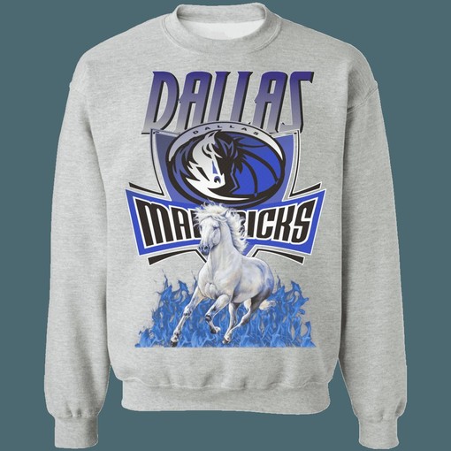 Dallas Mavericks Vintage NBA Vintage Sweatshirt Hoodie Shirt Must-Have for NBA Lovers - Image 4